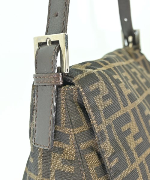 FENDI（フェンディ）ショルダーバッグ 茶 サイズ:- レディース/2200696049484