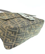 FENDI（フェンディ）ショルダーバッグ 茶 サイズ:- レディース/2200696049484