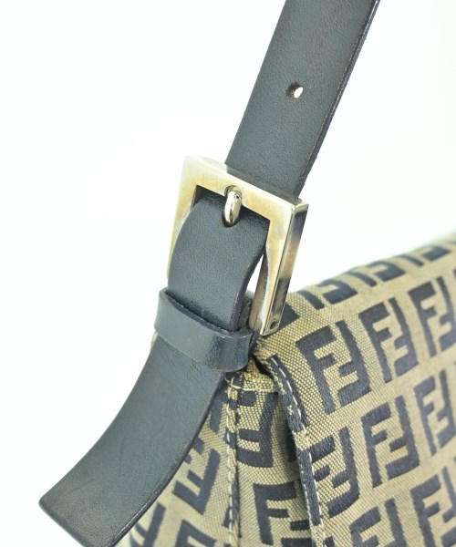 FENDI（フェンディ）ハンドバッグ グレー サイズ:- レディース/2200696050053