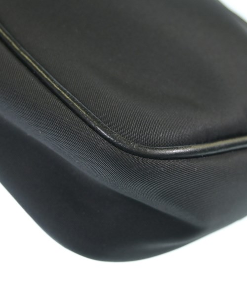 FENDI（フェンディ）ショルダーバッグ 黒 サイズ:- レディース/2200698939127