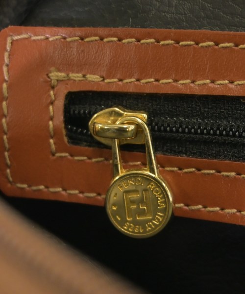 FENDI（フェンディ）ハンドバッグ ベージュ サイズ:- レディース/2200702125089