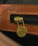 FENDI（フェンディ）ハンドバッグ ベージュ サイズ:- レディース/2200702125089