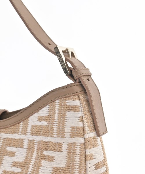 FENDI（フェンディ）ハンドバッグ ベージュ サイズ:- レディース/2200702125706