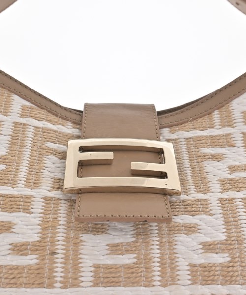 FENDI（フェンディ）ハンドバッグ ベージュ サイズ:- レディース/2200702125706