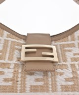 FENDI（フェンディ）ハンドバッグ ベージュ サイズ:- レディース/2200702125706