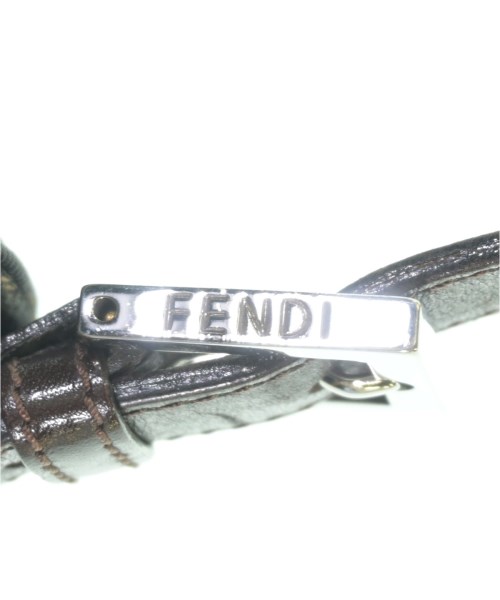 FENDI（フェンディ）ショルダーバッグ 茶 サイズ:- レディース/2200702125713