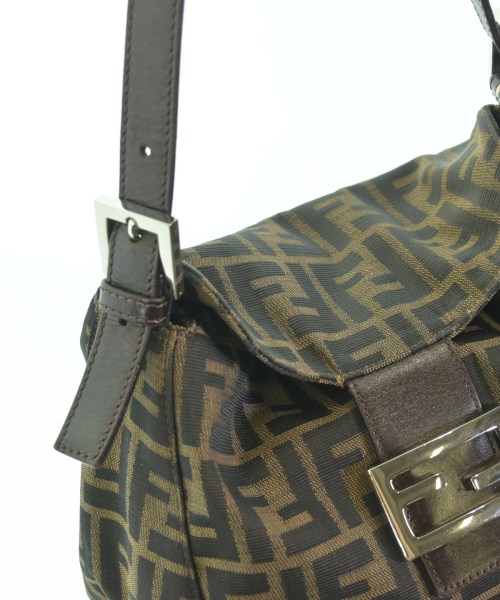 FENDI（フェンディ）ショルダーバッグ 茶 サイズ:- レディース/2200702125713