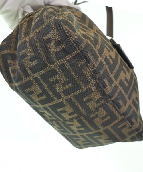FENDI（フェンディ）ショルダーバッグ 茶 サイズ:- レディース/2200702125713