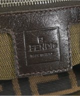 FENDI（フェンディ）ショルダーバッグ 茶 サイズ:- レディース/2200702125713