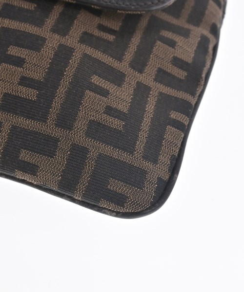FENDI（フェンディ）ショルダーバッグ 茶 サイズ:- レディース/2200702126185