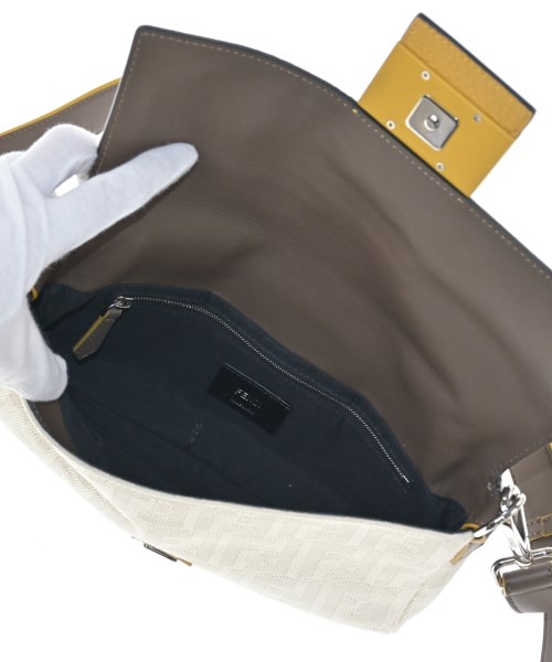 FENDI（フェンディ）ショルダーバッグ 黄 サイズ:- レディース/2200656861279