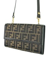 FENDI（フェンディ）ショルダーバッグ 茶 サイズ:- レディース/2200656861965