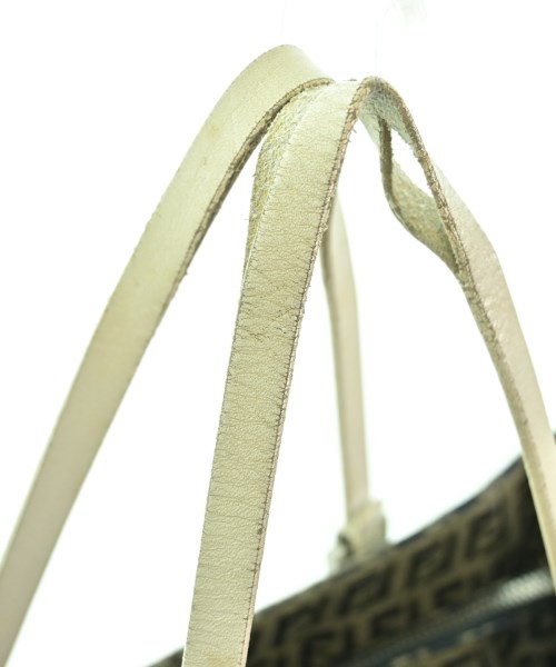 FENDI（フェンディ）ショルダーバッグ グレー サイズ:- レディース/2200656862269