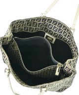 FENDI（フェンディ）ショルダーバッグ グレー サイズ:- レディース/2200656862269