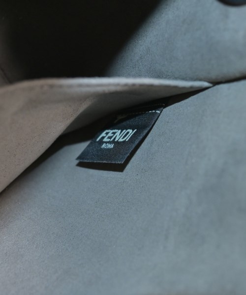 FENDI（フェンディ）ショルダーバッグ 黒 サイズ:- レディース/2200658988035