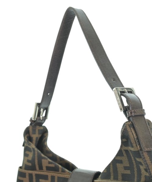 FENDI（フェンディ）ショルダーバッグ 茶 サイズ:- レディース/2200659554017