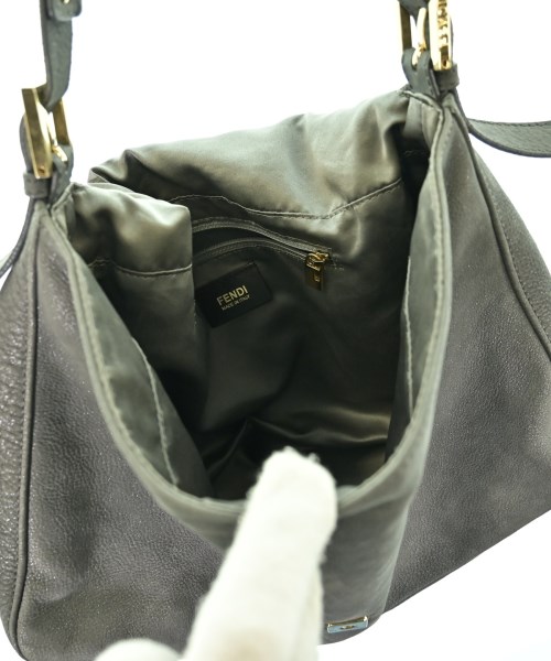 FENDI（フェンディ）ショルダーバッグ グレー サイズ:- レディース/2200660975016