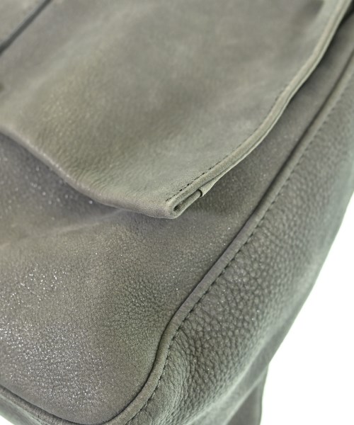 FENDI（フェンディ）ショルダーバッグ グレー サイズ:- レディース/2200660975016