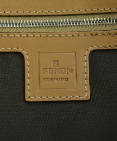 FENDI（フェンディ）ショルダーバッグ ベージュ サイズ:- レディース/2200713625509