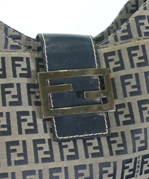 FENDI（フェンディ）ハンドバッグ グレー サイズ:- レディース/2200713626292