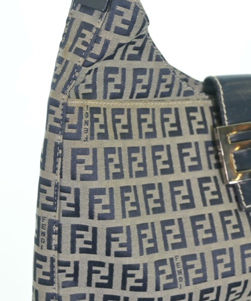 FENDI（フェンディ）ハンドバッグ グレー サイズ:- レディース/2200713626292