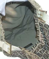 FENDI（フェンディ）ハンドバッグ ベージュ サイズ:- レディース/2200713626315