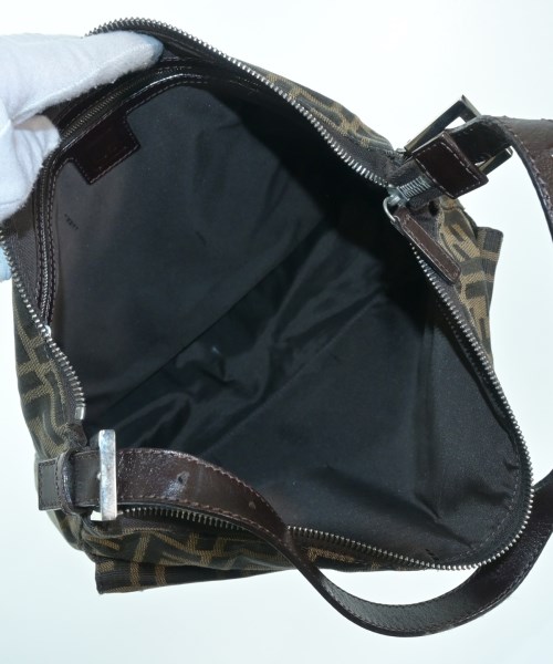 FENDI（フェンディ）ショルダーバッグ 茶 サイズ:- レディース/2200713627725