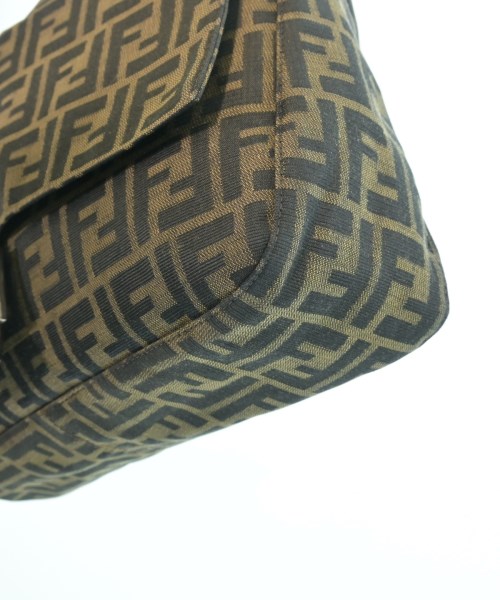 FENDI（フェンディ）ショルダーバッグ 茶 サイズ:- レディース/2200713627725