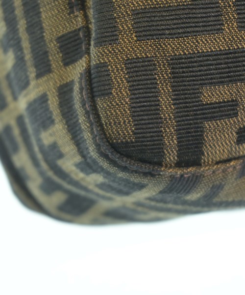 FENDI（フェンディ）ショルダーバッグ 茶 サイズ:- レディース/2200713627725