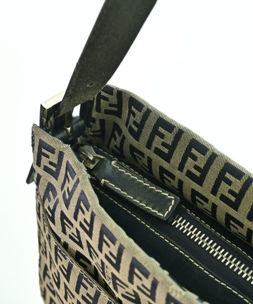 FENDI（フェンディ）ショルダーバッグ ベージュ サイズ:- レディース/2200713629156