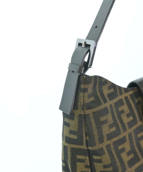 FENDI（フェンディ）ショルダーバッグ 茶 サイズ:- レディース/2200713630541