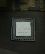 FENDI（フェンディ）ショルダーバッグ 茶 サイズ:- レディース/2200713630541