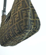 FENDI（フェンディ）ショルダーバッグ 茶 サイズ:- レディース/2200713630541