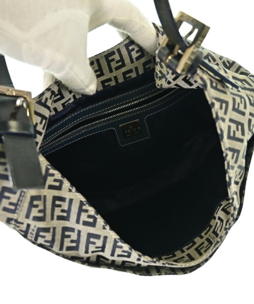 FENDI（フェンディ）ショルダーバッグ グレー サイズ:- レディース/2200716267553