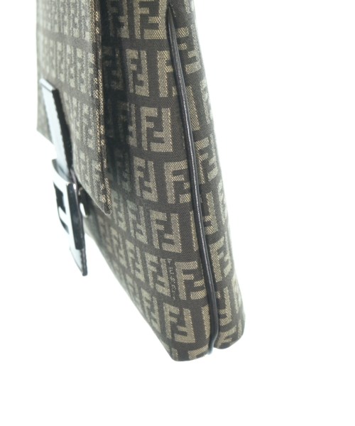 FENDI（フェンディ）ショルダーバッグ 茶 サイズ:- レディース/2200716318019