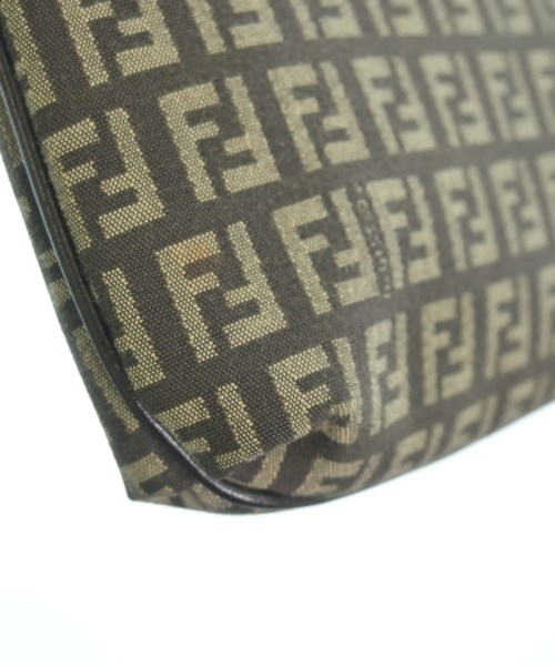FENDI（フェンディ）ショルダーバッグ 茶 サイズ:- レディース/2200716318019