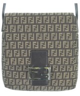FENDI（フェンディ）ショルダーバッグ 茶 サイズ:- レディース/2200716318019
