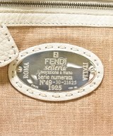 FENDI（フェンディ）ハンドバッグ 白 サイズ:- レディース/2200716318125