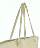 FENDI（フェンディ）ハンドバッグ 白 サイズ:- レディース/2200716318125