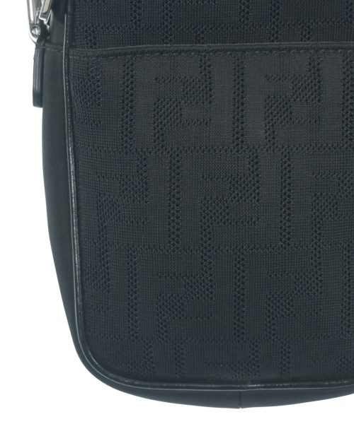 FENDI（フェンディ）ショルダーバッグ 黒 サイズ:- レディース/2200716318651