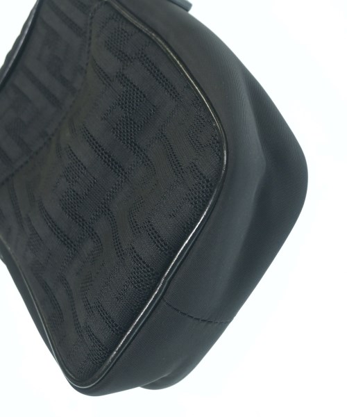 FENDI（フェンディ）ショルダーバッグ 黒 サイズ:- レディース/2200716318651
