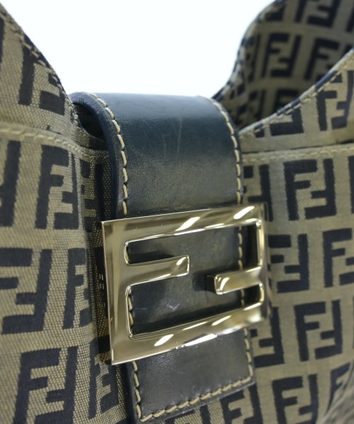 FENDI（フェンディ）ショルダーバッグ グレー サイズ:- レディース/2200718710514