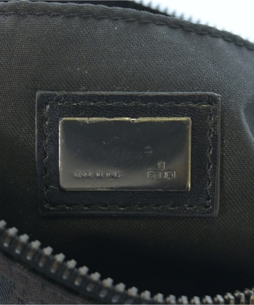 FENDI（フェンディ）ショルダーバッグ 黒 サイズ:- レディース/2200719632020