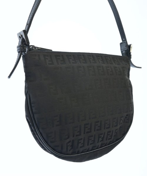 FENDI（フェンディ）ショルダーバッグ 黒 サイズ:- レディース/2200719632020