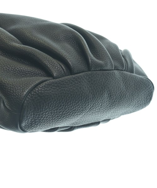 FENDI（フェンディ）ショルダーバッグ 黒 サイズ:- レディース/2200644867054