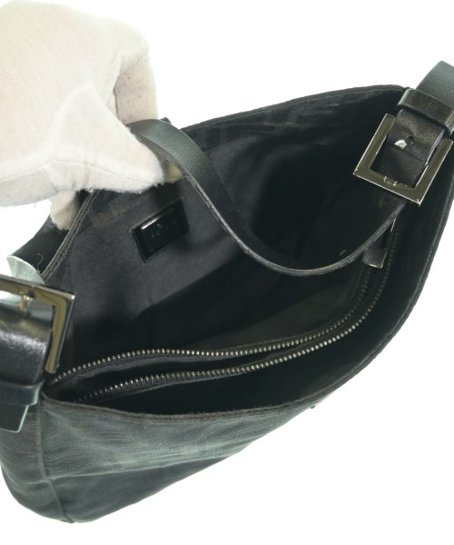 FENDI（フェンディ）ショルダーバッグ 黒 サイズ:- レディース/2200646144092