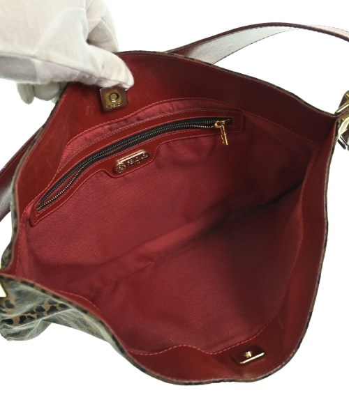 FENDI（フェンディ）ショルダーバッグ ベージュ サイズ:- レディース/2200643479142
