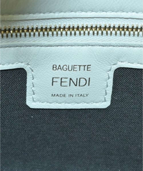 FENDI（フェンディ）ショルダーバッグ 白 サイズ:- レディース/2200652336016