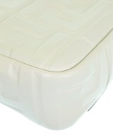 FENDI（フェンディ）ショルダーバッグ 白 サイズ:- レディース/2200652336016