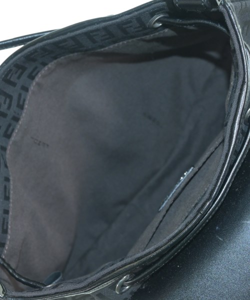 FENDI（フェンディ）ハンドバッグ 黒 サイズ:- レディース/2200709604860
